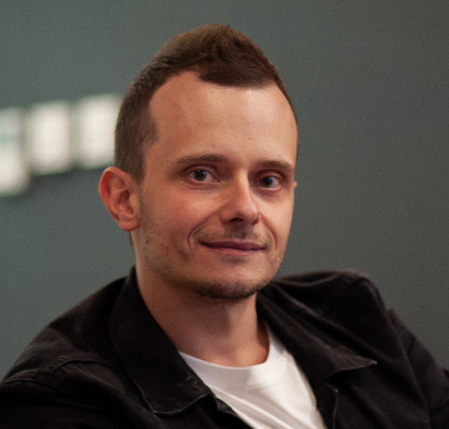 Алексей Серков