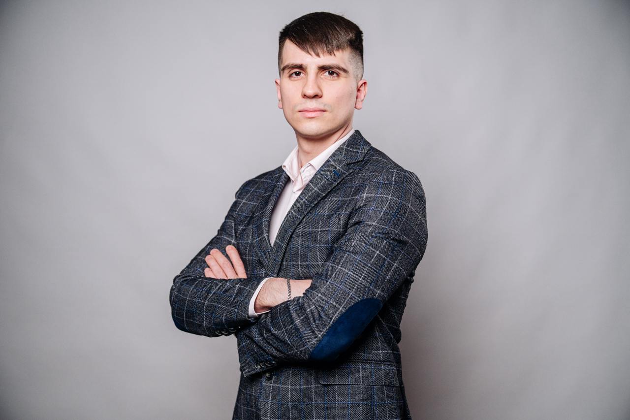 Денис Андреадис