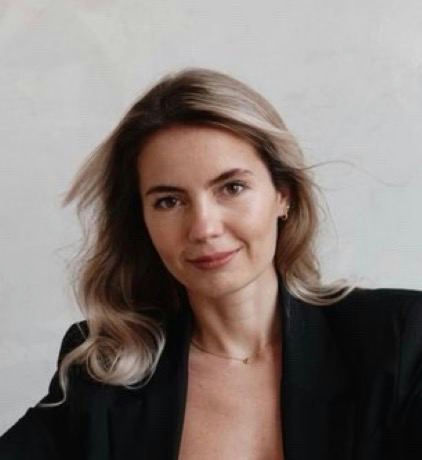 Яна Доценко