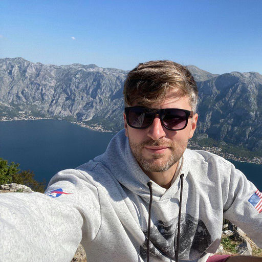 Владислав Казеко